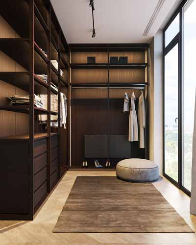 WALK IN CLOSET