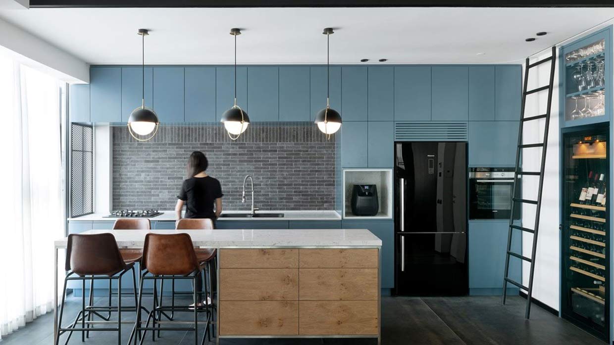 parallel-kitchen
